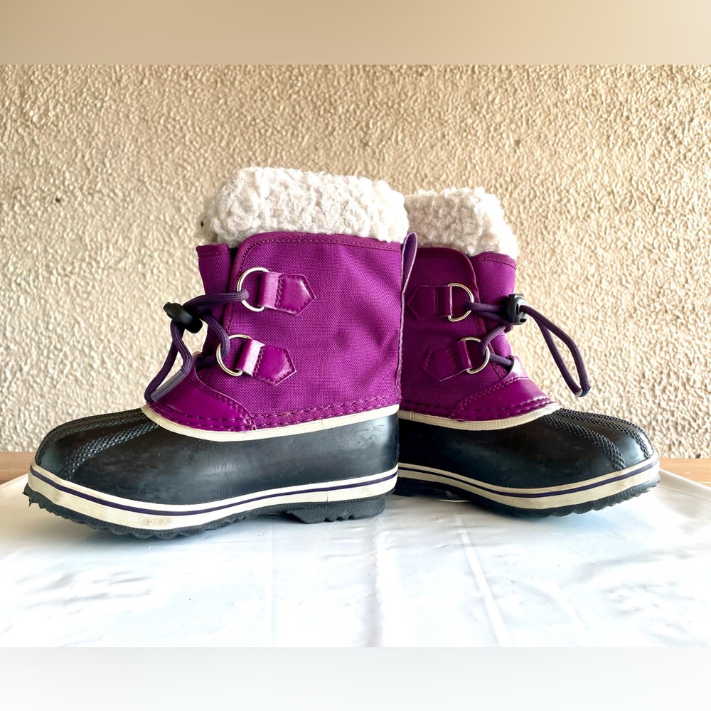 Sorel Yoot Pac Nylon‎ Youth Girl Sz 12 Insulated Waterproof Winter Boots Purple